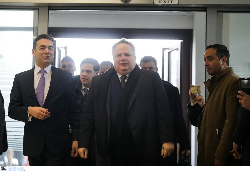 Ξεκίνησε η συνάντηση Κοτζιά-Ντιμιτρόφ στα Σκόπια -Τα αγκάθια για συμφωνία | iefimerida.gr 0