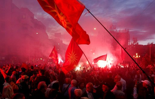 Διαδήλωση κατά της συμφωνίας στα Σκόπια: «Ποτέ “Βόρεια”, πάντα “Μακεδονία”» [εικόνες] | iefimerida.gr 2