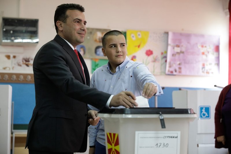 Ο Ζάεφ ψήφισε μαζί με τον γιο του