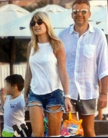 Η Φαίη Σκορδά με καυτό σορτς μοιράζει εγκεφαλικά [εικόνες] | iefimerida.gr 2