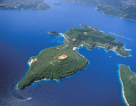 Κινδυνεύει να χάσει τον Σκορπιό ο Ριμπολόβλεφ -Τον διεκδικεί η πρώην σύζυγός του [εικόνες]  | iefimerida.gr 2