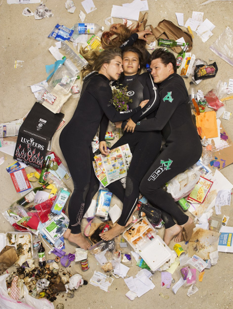 Σοκαριστικό: Πώς θα ήταν η ζωή μας αν επί μια εβδομάδα πετούσαμε τα σκουπίδια στο πάτωμα του σπιτιού μας [εικόνες] | iefimerida.gr 11