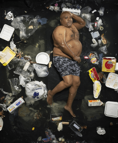 Σοκαριστικό: Πώς θα ήταν η ζωή μας αν επί μια εβδομάδα πετούσαμε τα σκουπίδια στο πάτωμα του σπιτιού μας [εικόνες] | iefimerida.gr 14