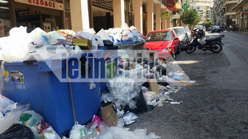 Απελπιστική η κατάσταση με τα σκουπίδια στην Κυψέλη -Σχηματίζουν βουνά, κάνουν πάρτι οι κατσαρίδες [εικόνες] | iefimerida.gr 1