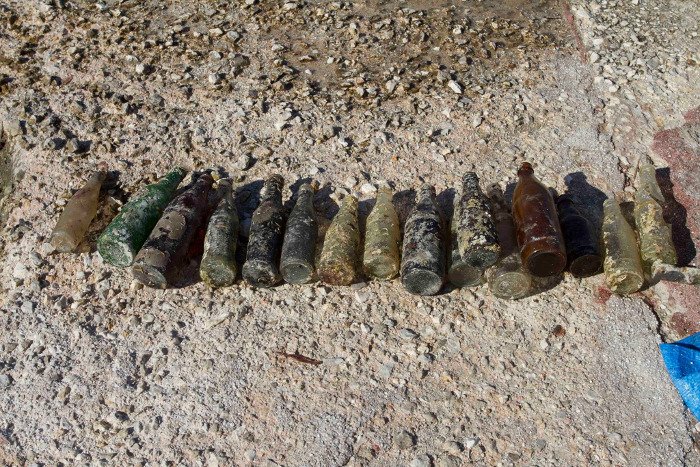 Ανέπνευσε η λίμνη της Βουλιαγμένης -Δύτες έβγαλαν από το βυθό 339 σκουπίδια [εικόνες] | iefimerida.gr 3