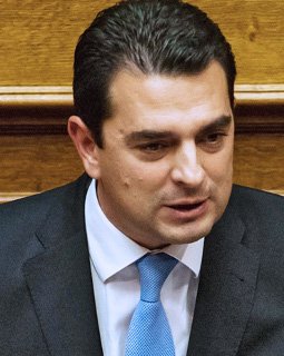 Το Μαξίμου απαντά στη ΝΔ για το «Μακεδονία» του Τσίπρα: Καλλιεργείστε τα γαλλικά σας! | iefimerida.gr 0