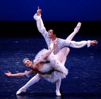 Μέγαρο Μουσικής: Disney, χορός και παιδικές φωνές αντίδοτο στην κατάθλιψη [εικόνες] | iefimerida.gr 0