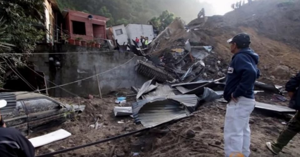 Φονική κατολίσθηση στη Γουατεμάλα- Περισσότεροι από 26 νεκροί, 600 αγνοούμενοι [εικόνες] | iefimerida.gr 0