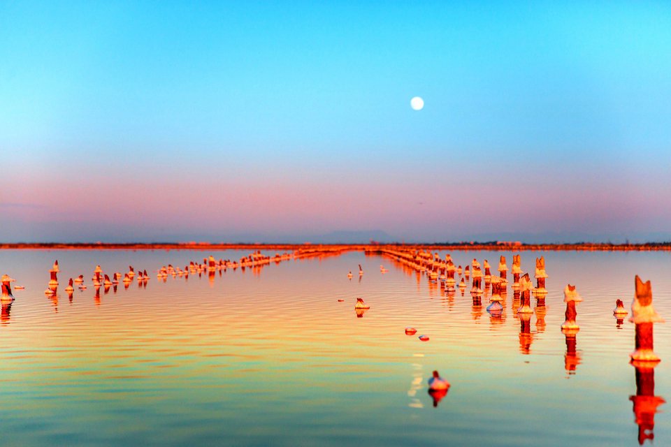 Εκεί που ο χρόνος πέτρωσε: Η απόκοσμη ομορφιά εγκαταλελειμμένου αλατωρυχείου στην Κριμαία [εικόνες] | iefimerida.gr 3