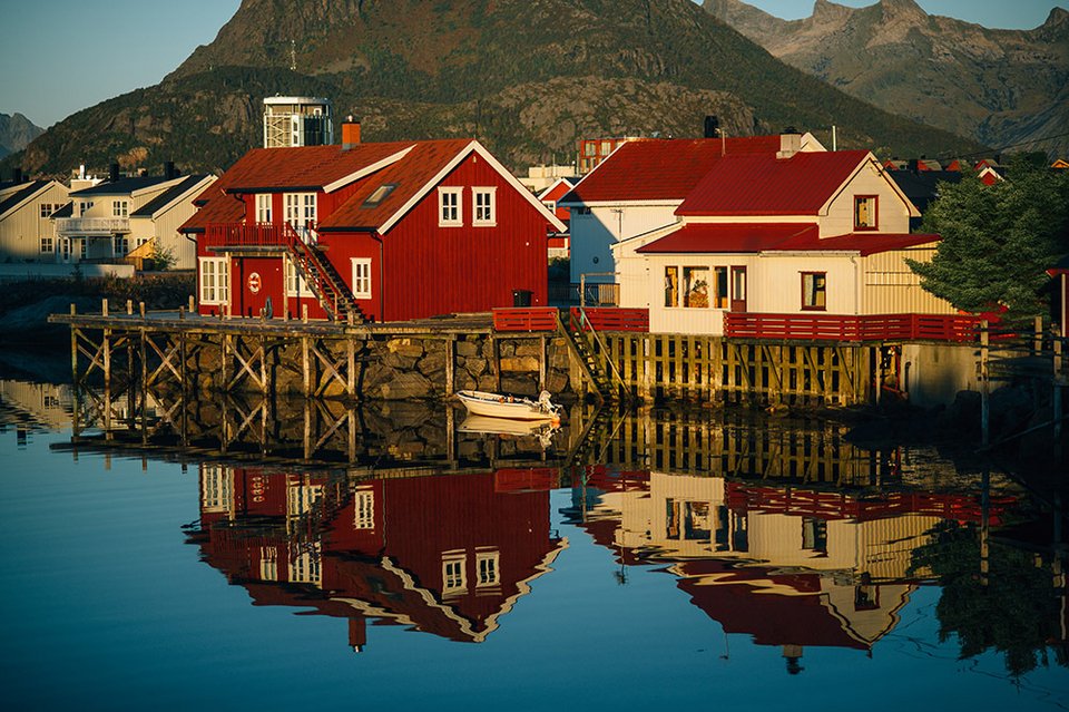 Ισως ο ομορφότερος γάμος όλων των εποχών -Στην άκρη ενός γκρεμού στα νορβηγικά φιόρδ, εκεί που ενώνεται ο ουρανός με τη γη [εικόνες] | iefimerida.gr 6