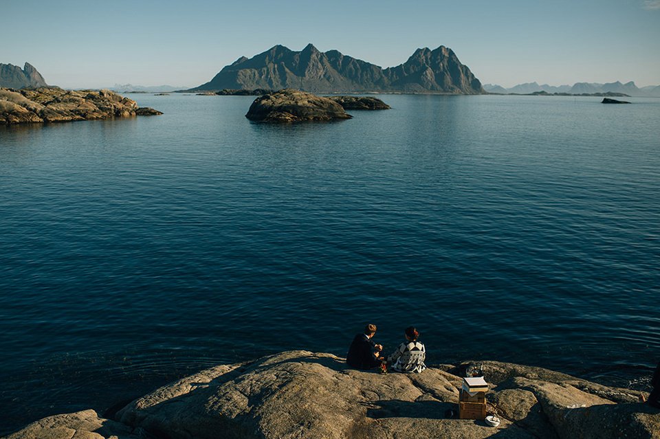 Ισως ο ομορφότερος γάμος όλων των εποχών -Στην άκρη ενός γκρεμού στα νορβηγικά φιόρδ, εκεί που ενώνεται ο ουρανός με τη γη [εικόνες] | iefimerida.gr 10