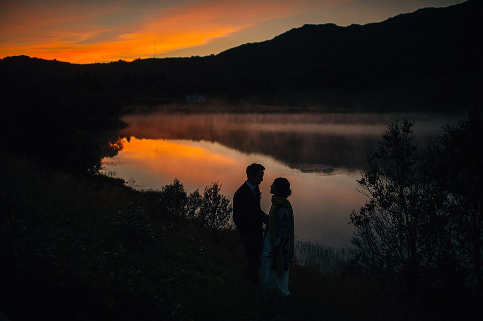 Ισως ο ομορφότερος γάμος όλων των εποχών -Στην άκρη ενός γκρεμού στα νορβηγικά φιόρδ, εκεί που ενώνεται ο ουρανός με τη γη [εικόνες] | iefimerida.gr 7