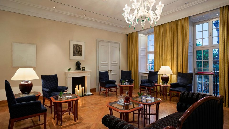 Το ξενοδοχείο-παλάτι που θα συναντηθεί η Λέσχη Μπίντελμπεργκ  [εικόνες] | iefimerida.gr 3