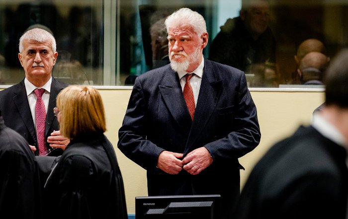 Σοκ: Πέθανε ο στρατηγός που ήπιε δηλητήριο στο δικαστήριο της Χάγης [βίντεο] | iefimerida.gr 1