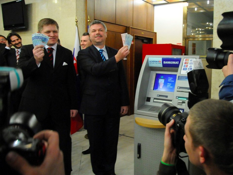 Αυτές είναι οι 11 χώρες με τη μεγαλύτερη τραπεζική ασφάλεια [εικόνες] | iefimerida.gr 0