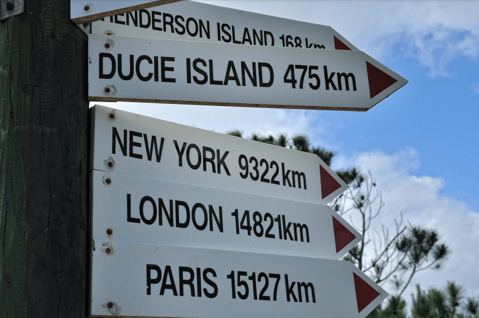 Το πανέμορφο νησί που βρίσκεται κυριολεκτικά στη μέση του πουθενά -Κατοικείται από μόλις 48 άτομα [εικόνες] | iefimerida.gr 3