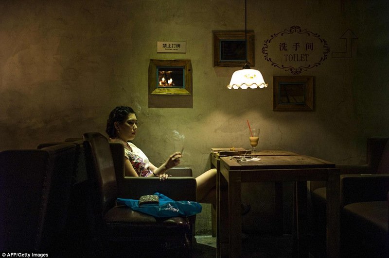 Ο πνιγμός του μικρού Αϊλάν και το φουστάνι της Ριάνα -Οι δυο όψεις του κόσμου το 2015 [εικόνες] | iefimerida.gr 25