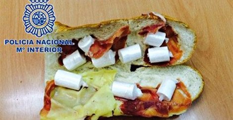 Μια παράνομη δίαιτα: Σάντουιτς με ζαμπόν, τυρί και... κοκαϊνη[εικόνα] | iefimerida.gr 0