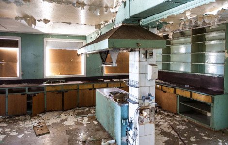 Οταν το χιόνι και ο πάγος σβήνουν τις σπουδαίες αναμνήσεις: Εικόνες από το πάλαι ποτέ χειμερινό «στολίδι» της Νορβηγίας | iefimerida.gr 8