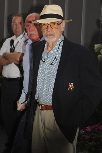 O Τζέιμς Μποντ μεγάλωσε και έγινε 85 ετών [εικόνες]  | iefimerida.gr 2