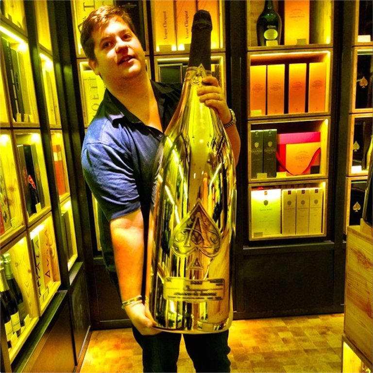 Business Insider: Τα πλούσια παιδιά του Instragram ξεσάλωσαν φέτος το καλοκαίρι [εικόνες] | iefimerida.gr 5