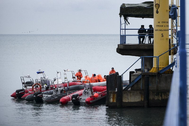 Συντριβή Τουπόλεφ: Εκτεταμένες έρευνες στη Μαύρη Θάλασσα -Για τα θύματα και τα μαύρα κουτιά [εικόνες]  | iefimerida.gr 4