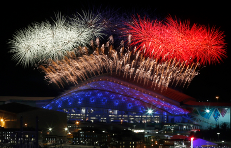 Eντυπωσιακή η τελετή έναρξης των Αγώνων του Σότσι -Η είσοδος της ελληνικής ομάδας στο στάδιο Φιστ [εικόνες] | iefimerida.gr 3