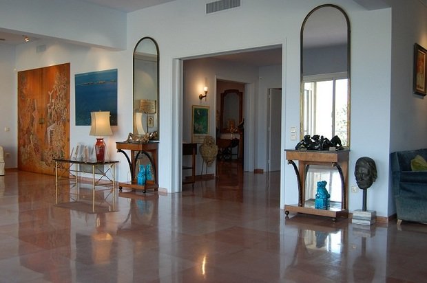 Σε γνωρίζω; Ο Εθνικός Υμνος με εντελώς σύγχρονη ματιά, στο σαλόνι της οικίας Κατακουζηνού [εικόνες] | iefimerida.gr 6