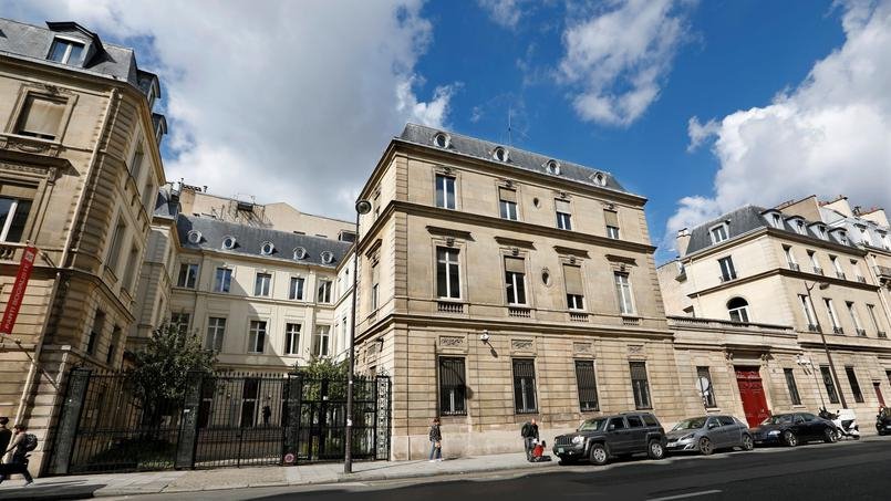 Γαλλία: Αγόρασε το ιστορικό κτίριο του Σοσιαλιστικού Κόμματος εταιρεία που κάνει εμπορικά κέντρα [εικόνες] | iefimerida.gr 2