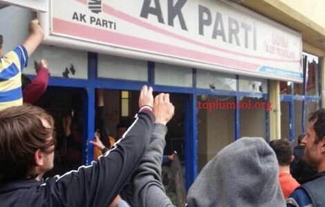 Στις φλόγες η Τουρκία: Οργή και επίθεση κατά του Ερντογάν μετά τους εκατοντάδες νεκρούς στο ορυχείο | iefimerida.gr 5