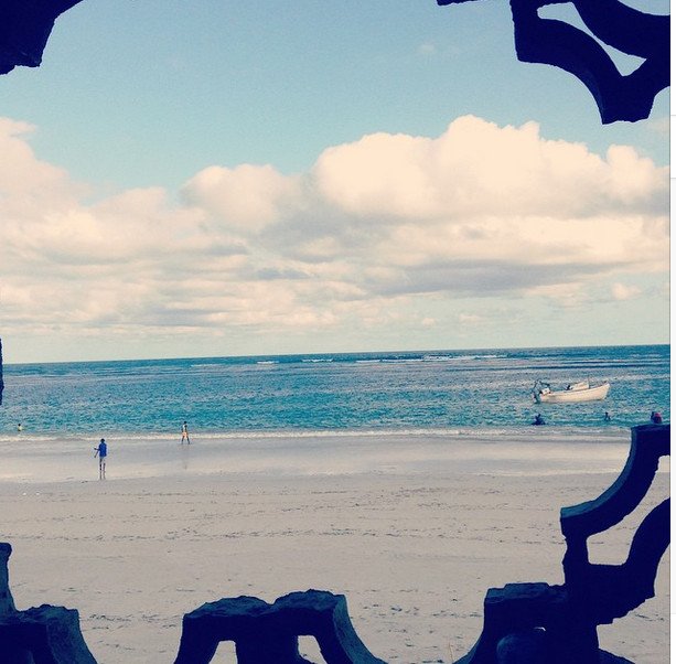 Μοδάτες μαντίλες, χαρά, έξοδοι -27χρονη δείχνει την άλλη πλευρά της ζωής στη Σομαλία [εικόνες]  | iefimerida.gr 22