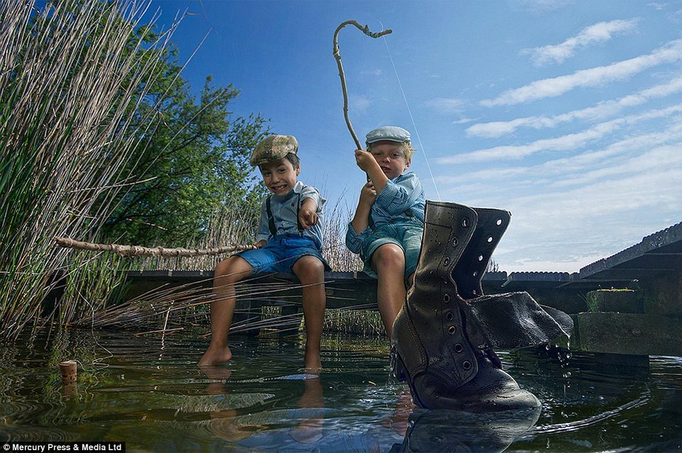 Οι τρελές περιπέτειες ενός 8χρονου -Κρεμιέται από κινούμενο τρένο, πετάει πάνω σε φτερό αεροπλάνου [εικόνες] | iefimerida.gr 7