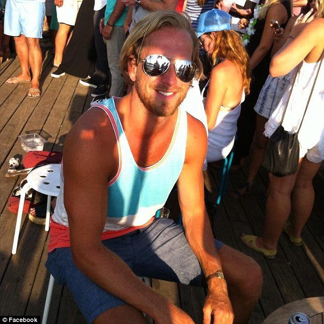 Σοκ στη Γουόλ Στριτ: Μεγαλοχρηματιστής δολοφονήθηκε από τον γιο του [βίντεο & εικόνες] | iefimerida.gr 6