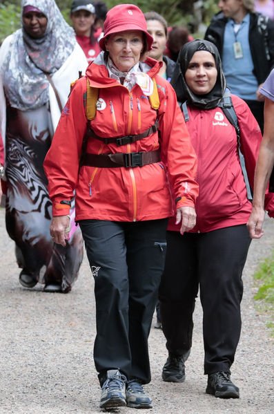 Η βασίλισσα της Νορβηγίας είναι 80 ετών και συνεχίζει την ορειβασία [εικόνες] | iefimerida.gr 3