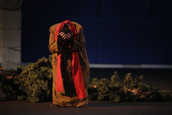 Ο Βαρουφάκης το παλεύει: Ως και θεατρική παράσταση ανέβασε πριν μιλήσει σε οπαδούς του! [εικόνες] | iefimerida.gr 1