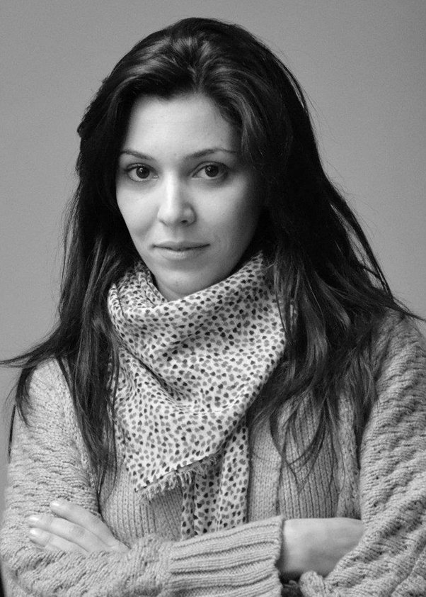 Η γυναίκα που έκανε τον Μελανσόν της μόδας, στη Γαλλία [εικόνες] | iefimerida.gr 1