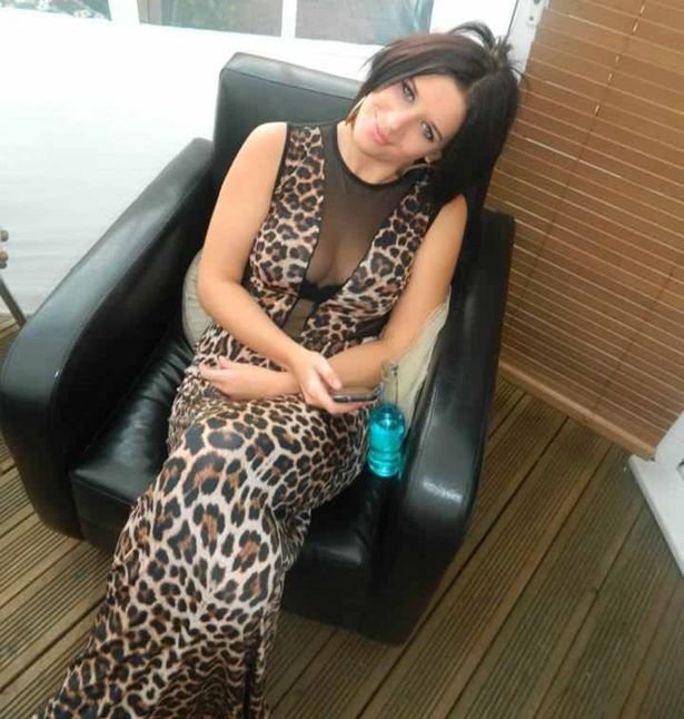 Σάλος στη Βρετανία από το θάνατο μοντέλου -Οι γιατροί αρνήθηκαν να την υποβάλλουν σε τεστ ΠΑΠ [εικόνες] | iefimerida.gr 1