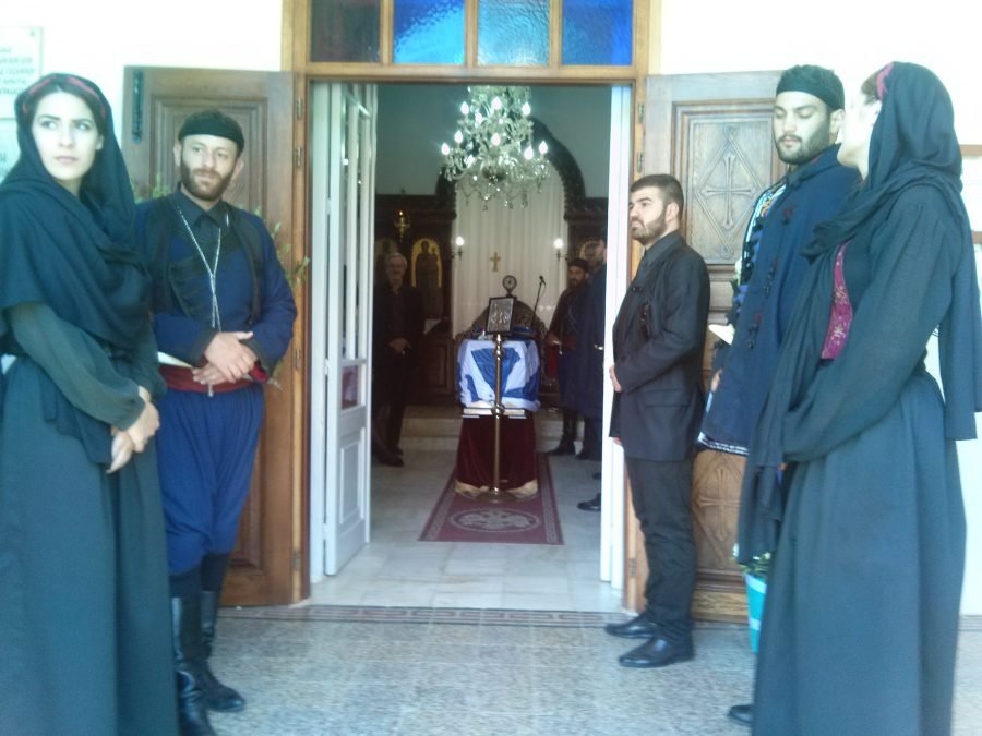 Η Κρητική γη υποδέχτηκε τον Κων. Μητσοτάκη -Με μπαλωθιές το τελευταίο αντίο | iefimerida.gr 27