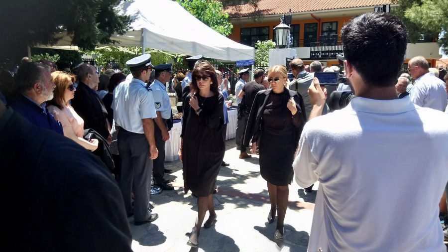 Η Κρητική γη υποδέχτηκε τον Κων. Μητσοτάκη -Με μπαλωθιές το τελευταίο αντίο | iefimerida.gr 26