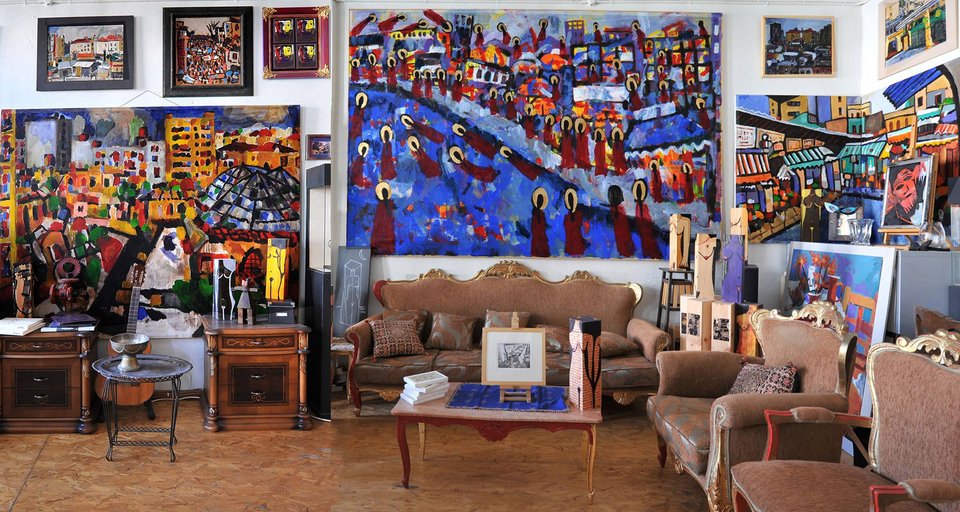 Για πρώτη φορά καλλιτέχνης διοργανώνει έκθεση ζωγραφικής στις φυλακές Διαβατών [εικόνες] | iefimerida.gr 1