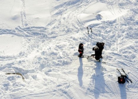 Καρέ-καρέ η μεταφορά του βαρύτατα τραυματισμένου Σουμάχερ από το σημείο του δυστυχήματος στο νοσκομείο [βιντεο] | iefimerida.gr 3