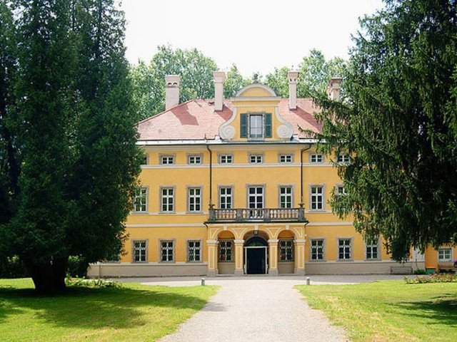 Ολοι μπορούν να νιώσουν πρωταγωνιστές -Σκηνικά γνωστών ταινιών στα οποία μπορεί ο καθένας να κάνει βόλτα [εικόνες] | iefimerida.gr 2