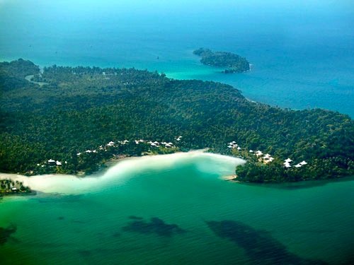 Ο παράδεισος υπάρχει: Μαγικά νησιά όπου απολαμβάνεις μόνο ήλιο, φοίνικες, άμμο και slow food [εικόνες] | iefimerida.gr 9