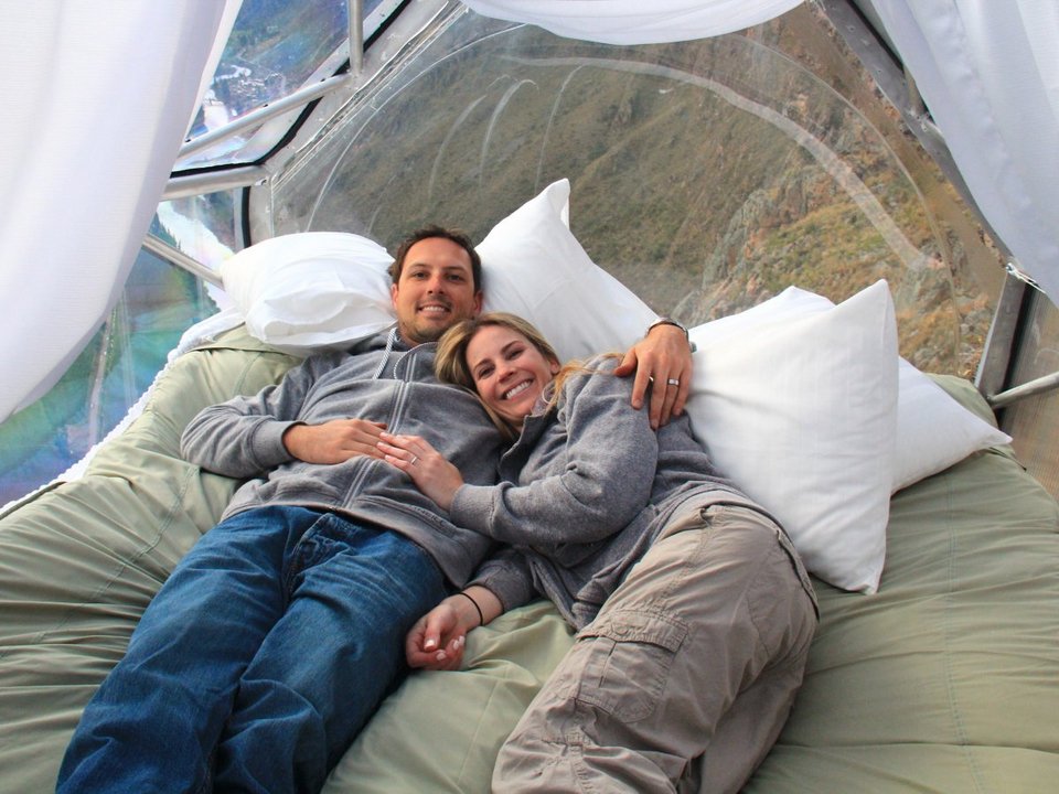 Γυάλινες κάψουλες-σουίτες: Κρέμονται στα 300 μέτρα και απευθύνονται μόνο σε ατρόμητους ορειβάτες [εικόνες]  | iefimerida.gr 3