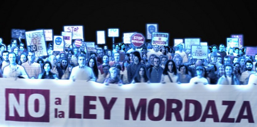 Ισπανία: Οι διαδηλώσεις απαγορεύονται, οι πολίτες στέλνουν τα ολογράμματά τους στη Βουλή [εικόνες] | iefimerida.gr 0