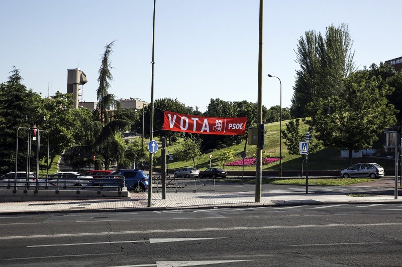 Ανατροπή στην Ισπανία: Ραχόι, ο μεγάλος νικητής - Χαμένοι οι Podemos | iefimerida.gr 17