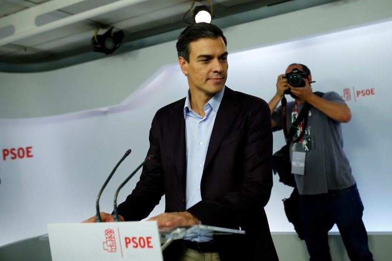 Οι Podemos έκαναν πρόταση μομφής κατά της κυβέρνησης του Μαριάνο Ραχόι | iefimerida.gr 1