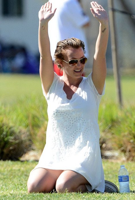 Οταν ο αέρας σήκωσε το φόρεμα της Μπρίτνεϊ Σπίαρς... [εικόνες] | iefimerida.gr 1