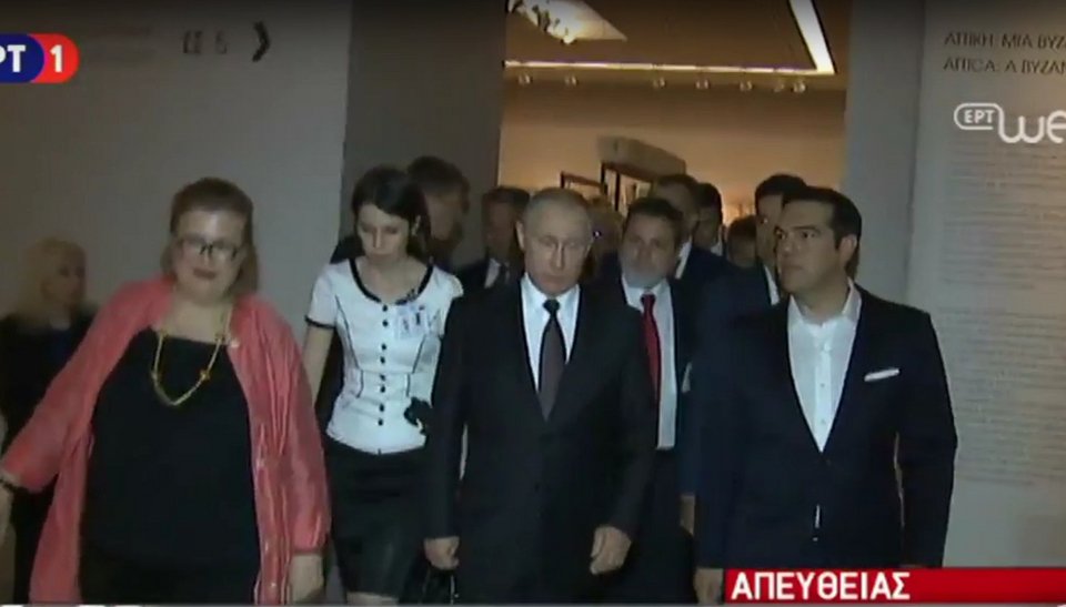 Ο Πούτιν στο Βυζαντινό Μουσείο – Εντυπωσιασμένος από την Παναγία την Γλυκοφιλούσα [εικόνες] | iefimerida.gr 1