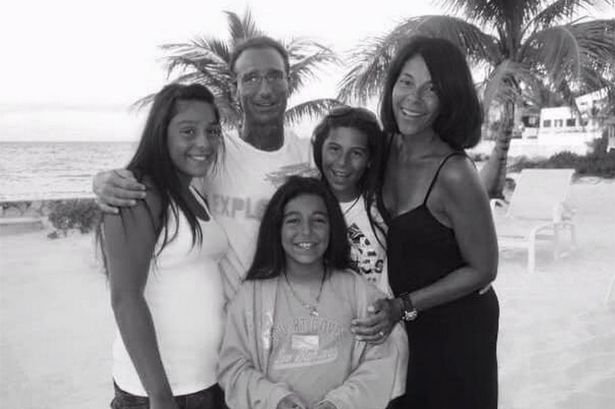 54χρονος καλεί σε γεύμα τους αγαπημένους του, πριν την ευθανασία [εικόνες] | iefimerida.gr 1